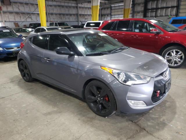 Photo 4 from auction – 2013 HYUNDAI VELOSTER with VIN KMHTC6AD5DU102705