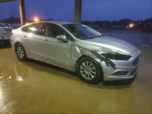 Photo 4 from auction – 2017 FORD FUSION S with VIN 3FA6P0G71HR382954