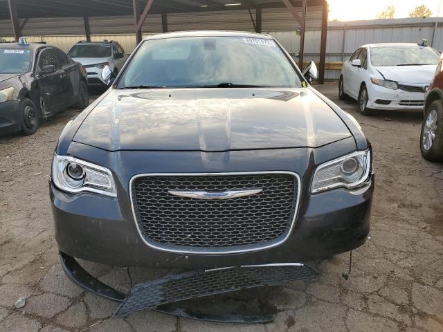 Photo 5 from auction – 2017 CHRYSLER 300C with VIN 2C3CCAEG7HH632568