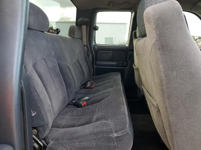 Photo 10 from auction – 2002 CHEVROLET SILVERADO with VIN 1GCEC19V42Z315500