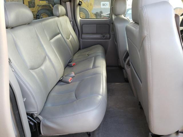 Photo 10 from auction – 2004 CHEVROLET SILVERADO with VIN 2GCEK19T341370999