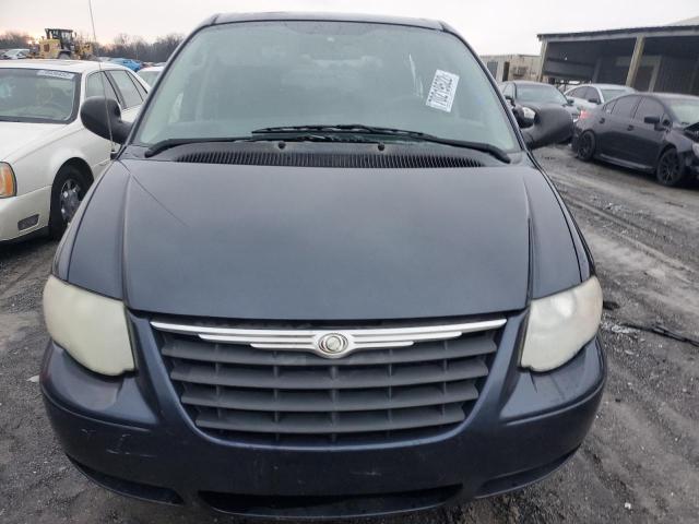 Photo 5 from auction – 2007 CHRYSLER TOWN & COU with VIN 1A4GP44R87B190021