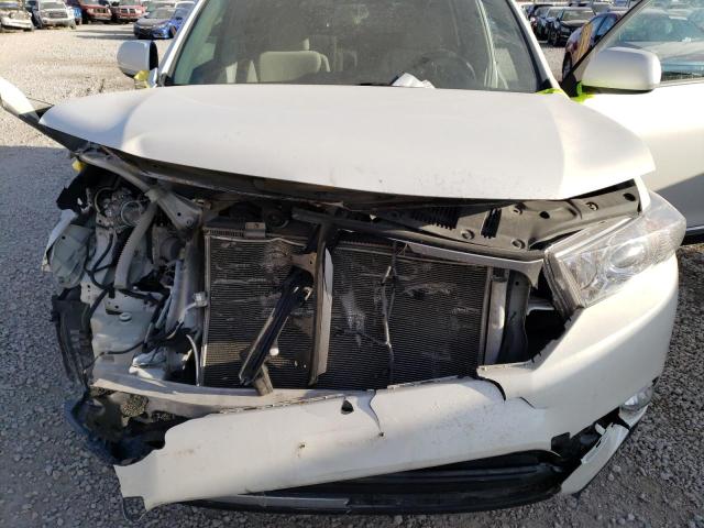 Photo 12 from auction – 2012 TOYOTA HIGHLANDER with VIN 5TDBK3EH7CS115683