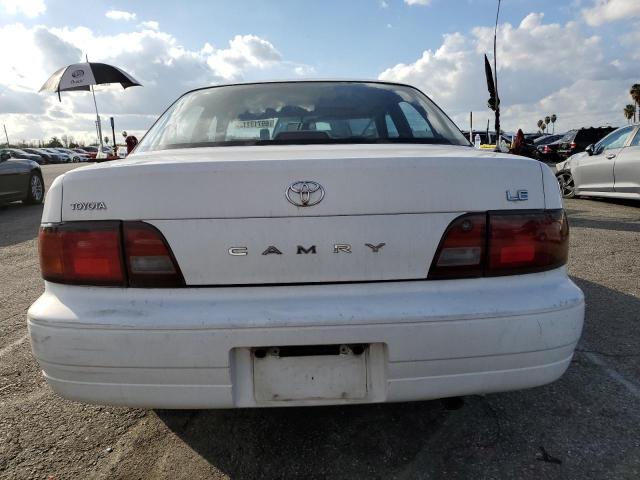 Photo 6 from auction – 1995 TOYOTA CAMRY LE with VIN JT2SK12E1S0296241