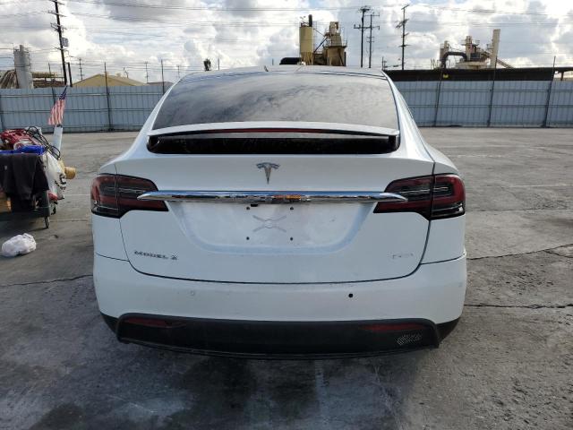 Photo 6 from auction – 2016 TESLA MODEL X with VIN 5YJXCBE25GF005461