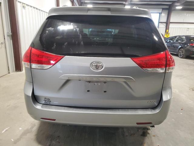 Photo 6 from auction – 2011 TOYOTA SIENNA XLE with VIN 5TDYK3DC9BS016507
