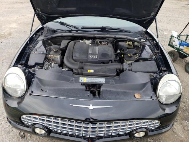 Photo 11 from auction – 2002 FORD THUNDERBIR with VIN 1FAHP60A12Y107661