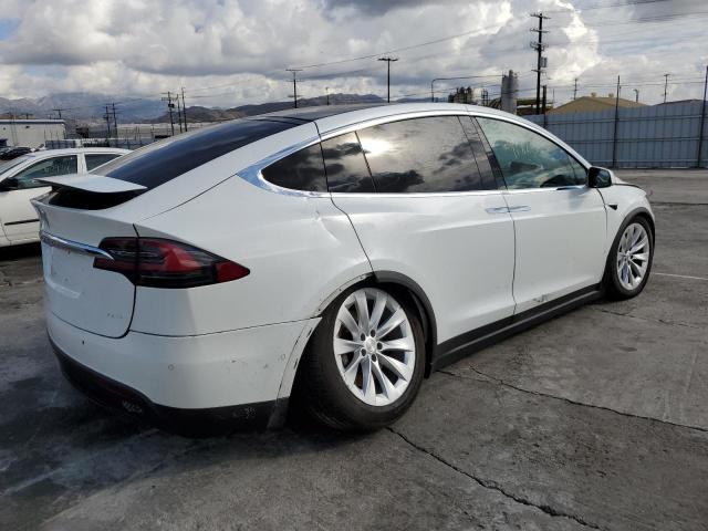 Photo 3 from auction – 2016 TESLA MODEL X with VIN 5YJXCBE25GF005461