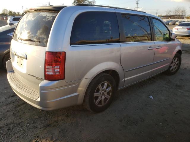Photo 3 from auction – 2010 CHRYSLER TOWN & COU with VIN 2A4RR5D11AR214607