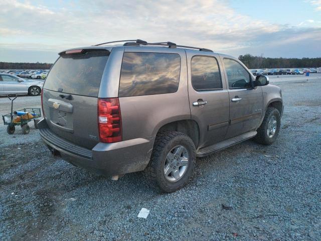 Photo 3 from auction – 2011 CHEVROLET TAHOE C150 with VIN 1GNSCAE06BR373435