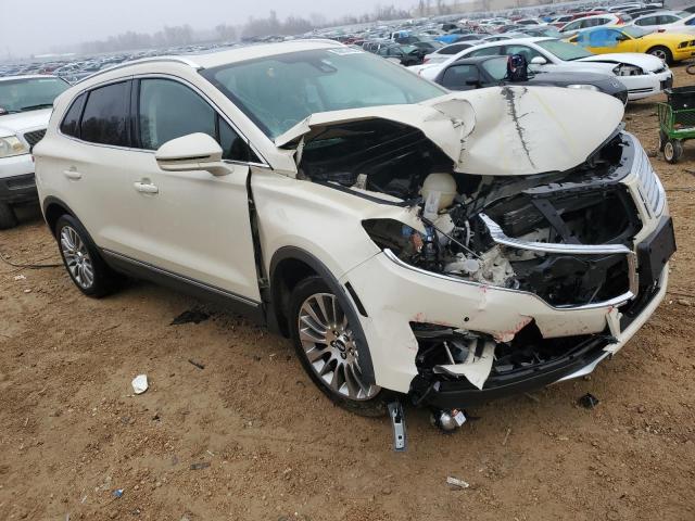 Photo 4 from auction – 2018 LINCOLN MKC RESERV with VIN 5LMCJ3D97JUL12260