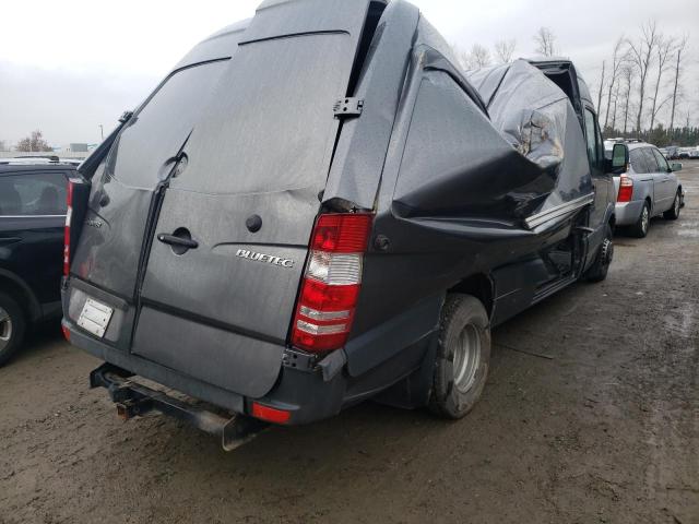 Photo 3 from auction – 2012 MERCEDES-BENZ SPRINTER 3 with VIN WD3PF1CC6C5665480