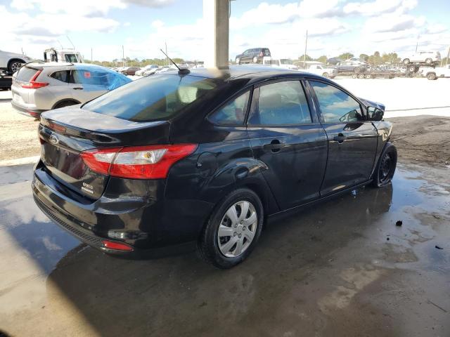 Foto 3 de la subasta – 2014 FORD FOCUS SE con VIN 1FADP3E23EL127099