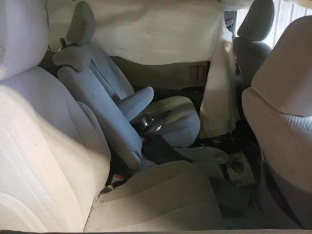 Photo 11 from auction – 2013 TOYOTA SIENNA LE with VIN 5TDKK3DC9DS339965