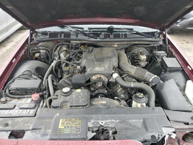 Photo 11 from auction – 2004 MERCURY GRAND MARQ with VIN 2MEFM74W94X630482