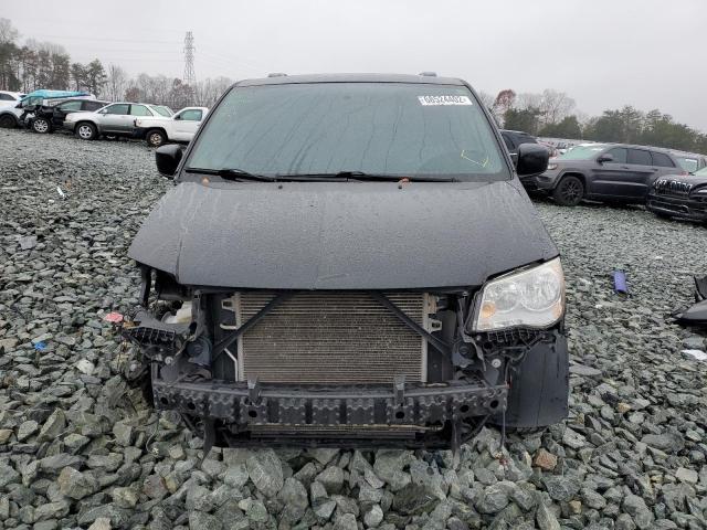 Photo 5 from auction – 2015 CHRYSLER TOWN & COU with VIN 2C4RC1BG5FR706992