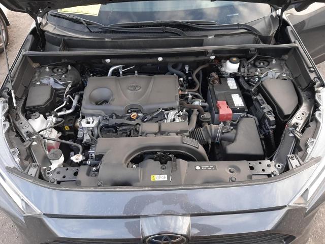Photo 11 from auction – 2021 TOYOTA RAV4 XLE with VIN 2T3W1RFV0MC095869
