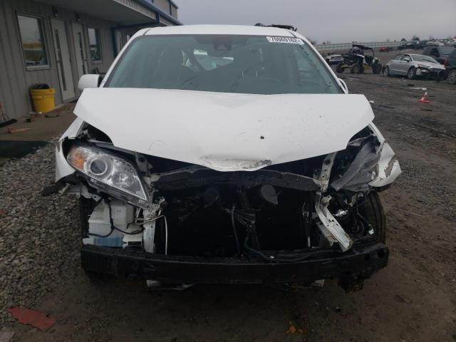 Photo 5 from auction – 2018 TOYOTA SIENNA LE with VIN 5TDKZ3DC8JS936712