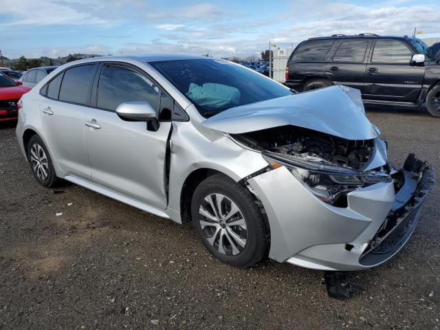 Photo 4 from auction – 2022 TOYOTA COROLLA LE with VIN JTDEAMDEXNJ049191