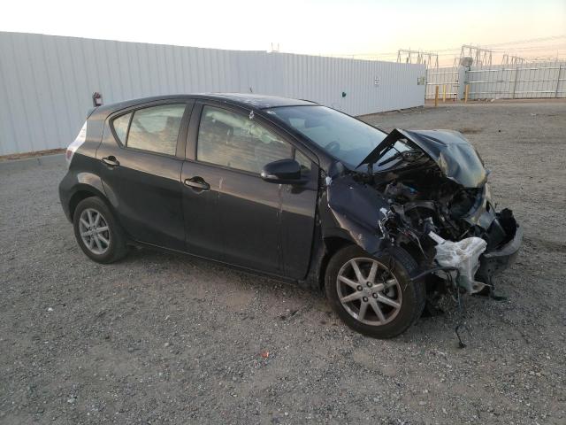 Photo 4 from auction – 2013 TOYOTA PRIUS C with VIN JTDKDTB30D1045302
