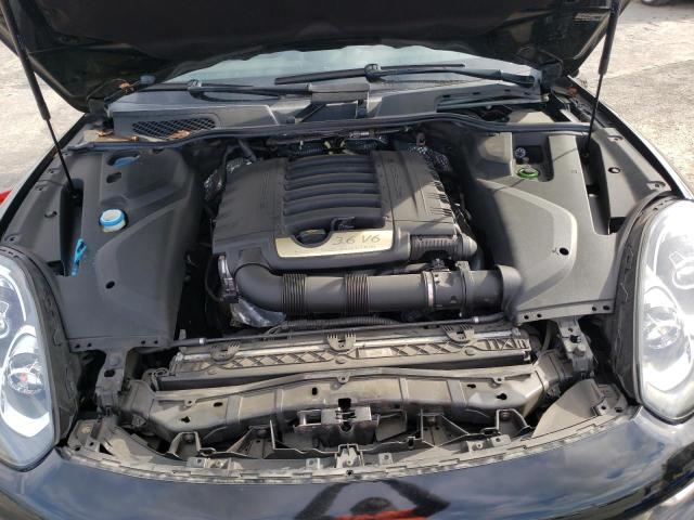 Photo 12 from auction – 2017 PORSCHE CAYENNE with VIN WP1AA2A27HKA90078