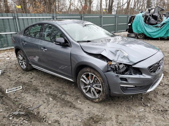Photo 4 from auction – 2018 VOLVO S60 CROSS with VIN YV440MUM6J2006281