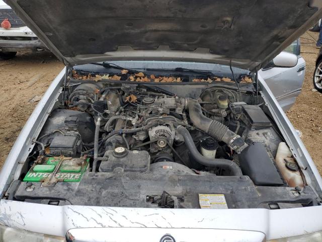 Photo 11 from auction – 2001 MERCURY GRAND MARQ with VIN 2MEFM74W51X654712