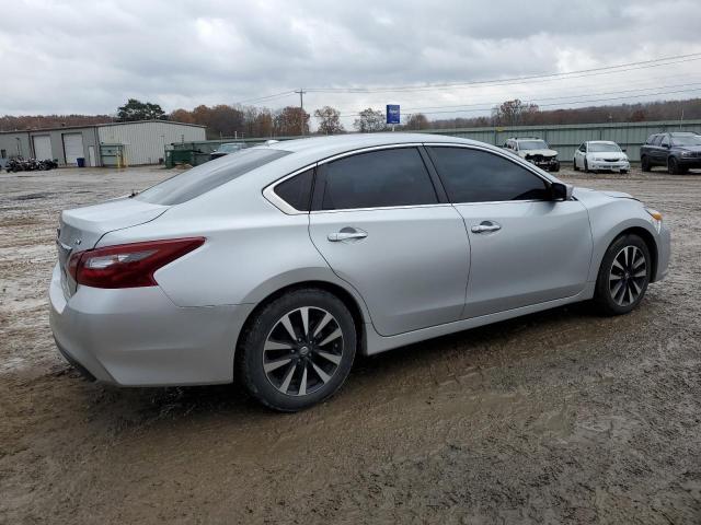 Photo 3 from auction – 2018 NISSAN ALTIMA 2.5 with VIN 1N4AL3AP4JC193087