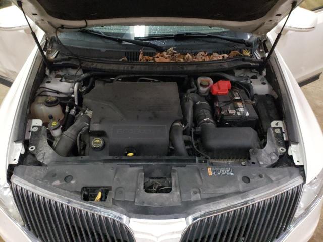 Photo 12 from auction – 2015 LINCOLN MKT with VIN 2LMHJ5AT0FBL00831