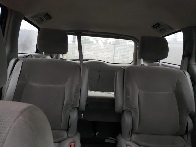 Photo 10 from auction – 2004 TOYOTA SIENNA LE with VIN 5TDBA23C04S004897