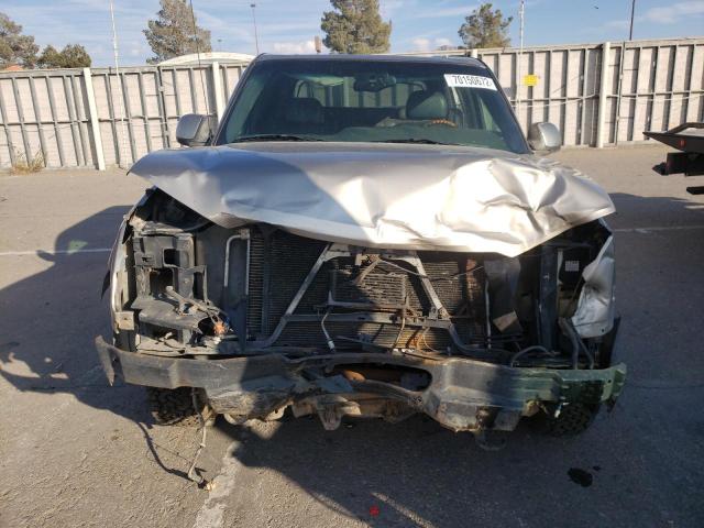 Photo 5 from auction – 2002 CHEVROLET AVALANCHE with VIN 3GNEK13T12G101484