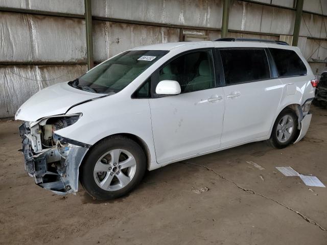 Photo 1 from auction – 2015 TOYOTA SIENNA LE with VIN 5TDKK3DC0FS582938
