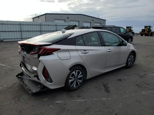 Photo 3 from auction – 2017 TOYOTA PRIUS PRIM with VIN JTDKARFP2H3061326
