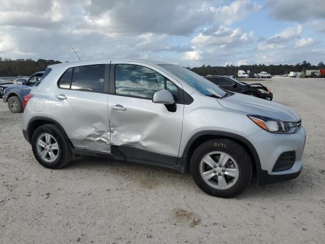 Photo 4 from auction – 2020 CHEVROLET TRAX LS with VIN KL7CJKSB2LB325727