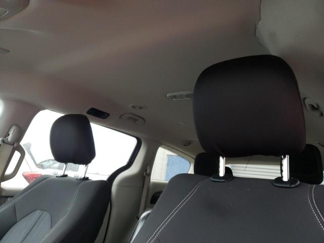Photo 10 from auction – 2020 CHRYSLER VOYAGER L with VIN 2C4RC1AG8LR110692