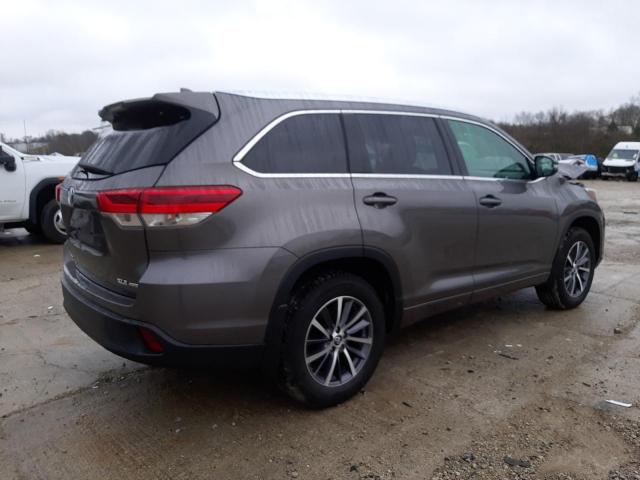 Photo 3 from auction – 2018 TOYOTA HIGHLANDER with VIN 5TDJZRFH4JS543703