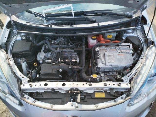 Photo 11 from auction – 2015 TOYOTA PRIUS C with VIN JTDKDTB30F1089531