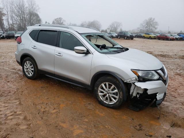 Photo 4 from auction – 2019 NISSAN ROGUE S with VIN 5N1AT2MT3KC802454