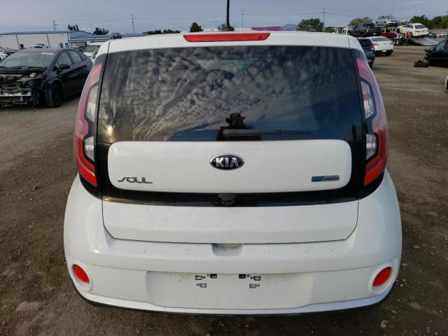 Foto 6 de la subasta – 2016 KIA SOUL EV con VIN KNDJP3AEXG7016994