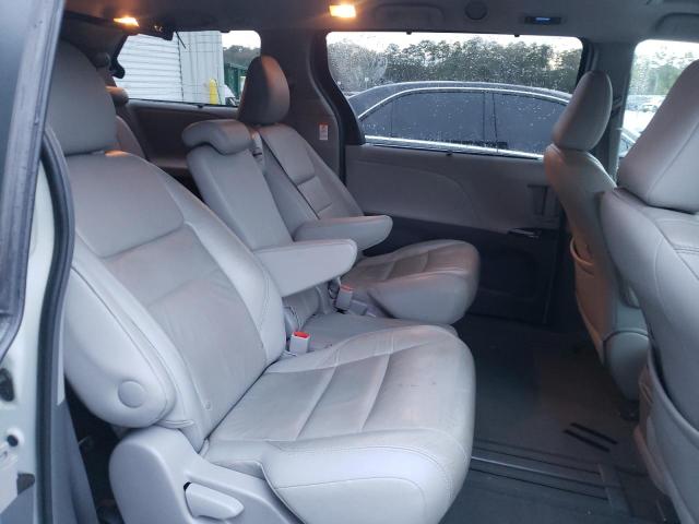 Photo 11 from auction – 2015 TOYOTA SIENNA XLE with VIN 5TDYK3DC3FS664267
