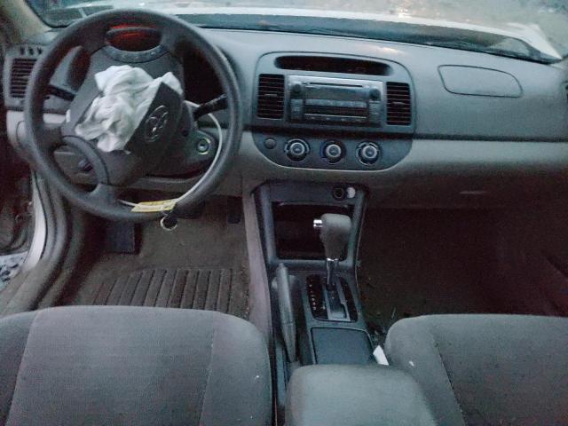 Photo 8 from auction – 2005 TOYOTA CAMRY LE with VIN 4T1BE32K85U025203
