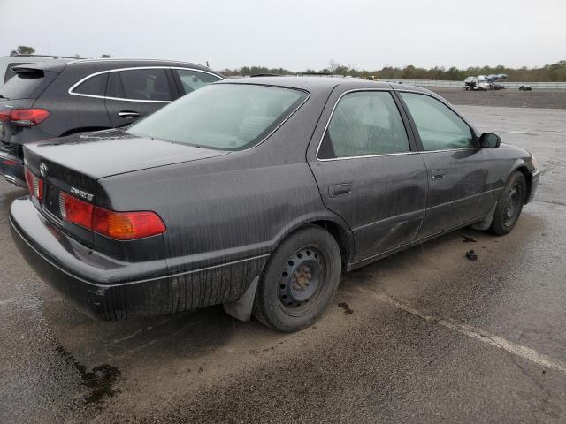 Photo 3 from auction – 2001 TOYOTA CAMRY with VIN 4T1BG22K91U769648