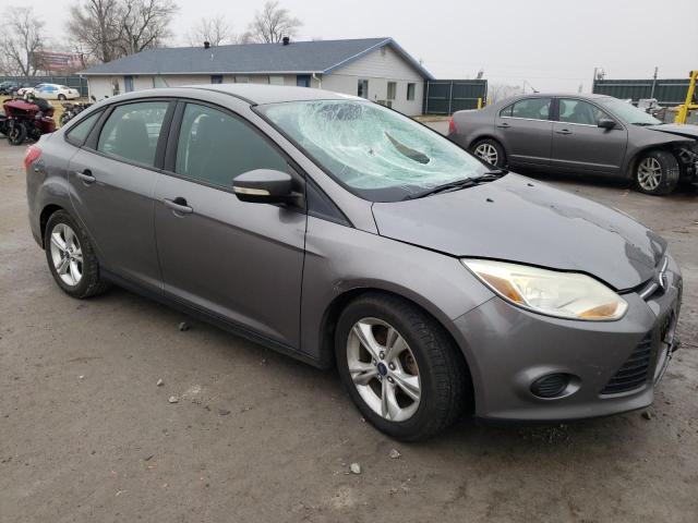 Zdjęcie 4 z aukcji – 2014 FORD FOCUS SE z VIN 1FADP3F21EL231119