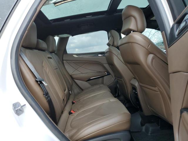 Photo 11 from auction – 2018 LINCOLN MKC RESERV with VIN 5LMCJ3C91JUL00820