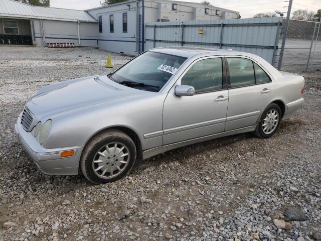 MERCEDES-BENZ E320 2002 z numerem VIN WDBJF82J12X064189 - Zdjęcie z aukcji