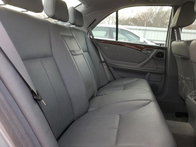 Zdjęcie 10 z aukcji – 2002 MERCEDES-BENZ E320 z VIN WDBJF82J12X064189