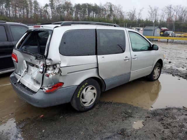 Photo 3 from auction – 2002 TOYOTA SIENNA LE with VIN 4T3ZF13C12U465130