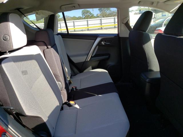 Photo 11 from auction – 2017 TOYOTA RAV4 XLE with VIN JTMWFREV5HJ149253