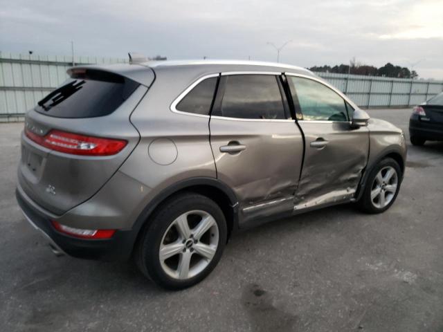 Photo 3 from auction – 2016 LINCOLN MKC PREMIE with VIN 5LMCJ1C99GUJ12771