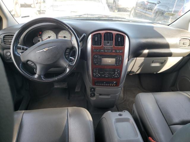 Photo 8 from auction – 2005 CHRYSLER TOWN & COU with VIN 2C8GP64L45R513104